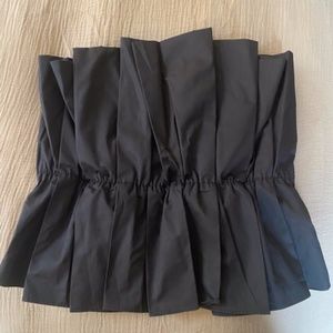 DO+BE black strapless top